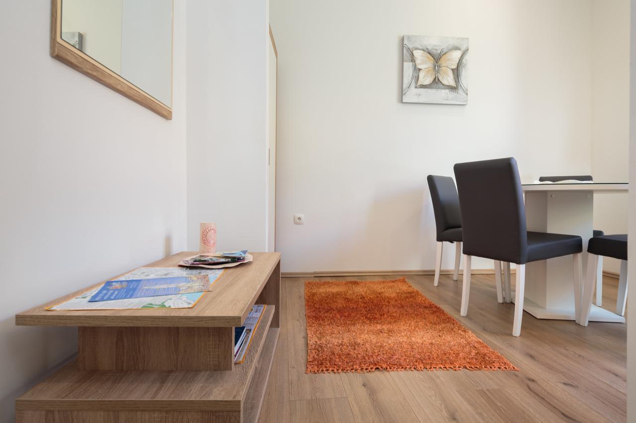 Lux Cindro Studio In Split Center Lägenhet Exteriör bild