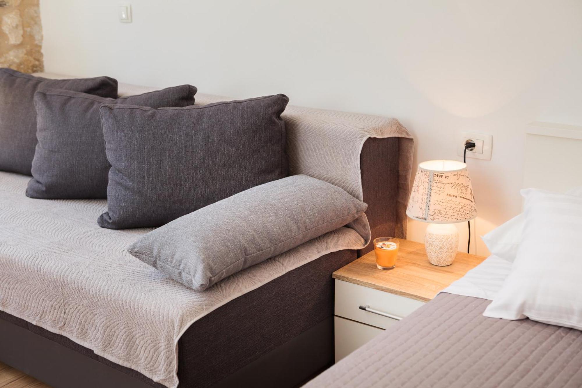 Lux Cindro Studio In Split Center Lägenhet Exteriör bild
